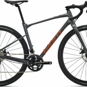 Giant Revolt 2 black diamond satin 2023 28"; Diamant