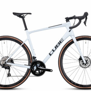 Cube Attain GTC Race flashwhiteÂ´nÂ´black 2023 28"; Diamant