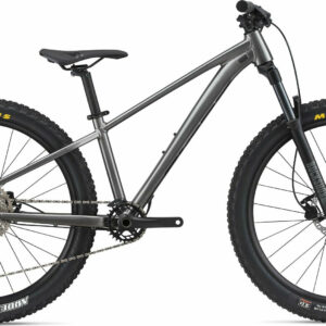 Giant STP 26 metallic black 2023 26"; Diamant