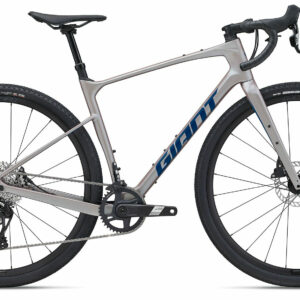 Giant Revolt Advanced 1 | V2 Shell White 2024 28"; Diamant